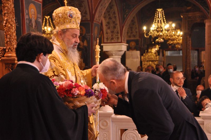 Τά ἅγια Πάθη τοῦ Κυρίου μας ἡ Ἀποκαθήλωσις καί ὁ Ἐπιτάφιος στόν Ἱερό Μητροπολιτικό Ναό Δράμας